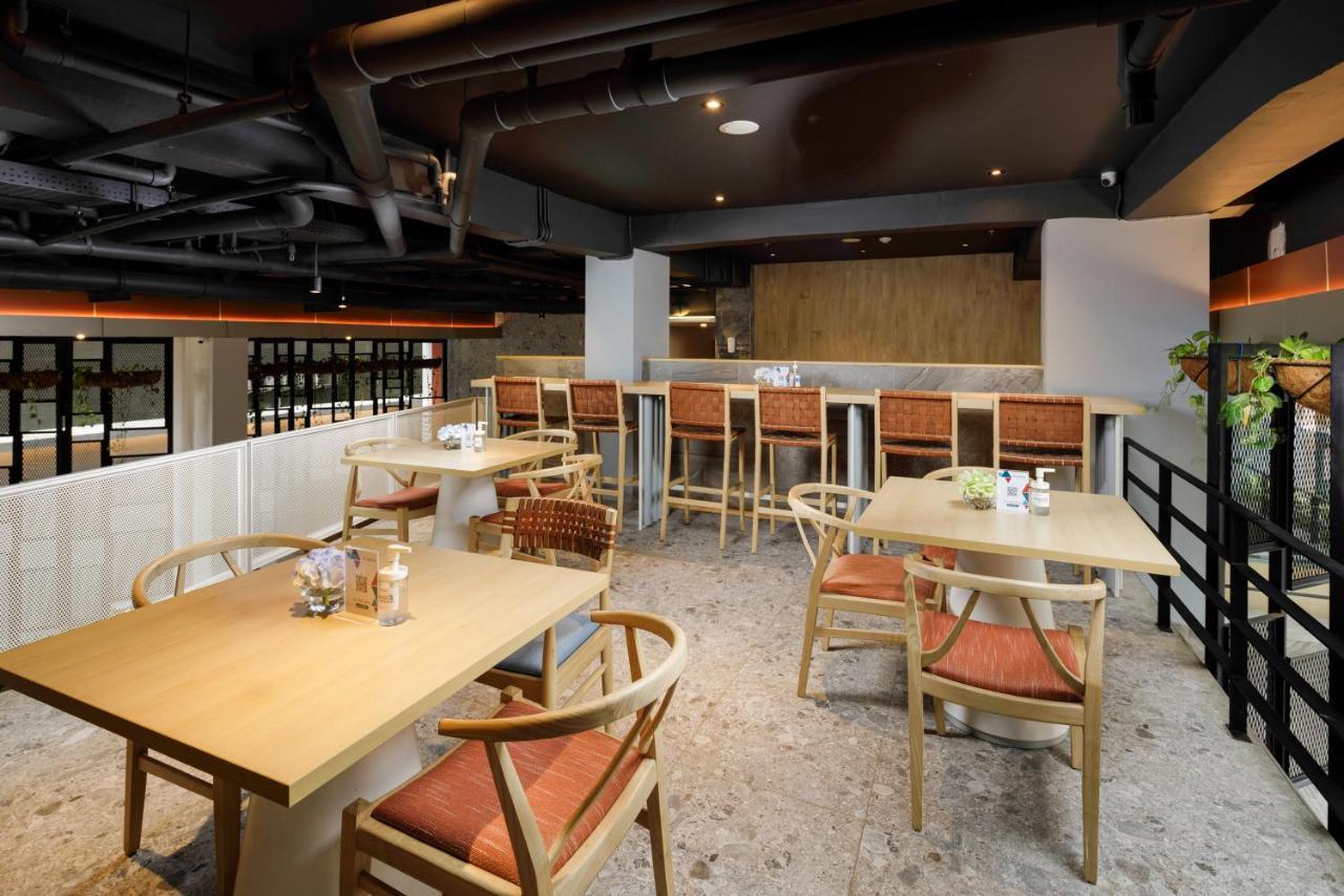 Joylive Bsd City Tangerang Exteriör bild